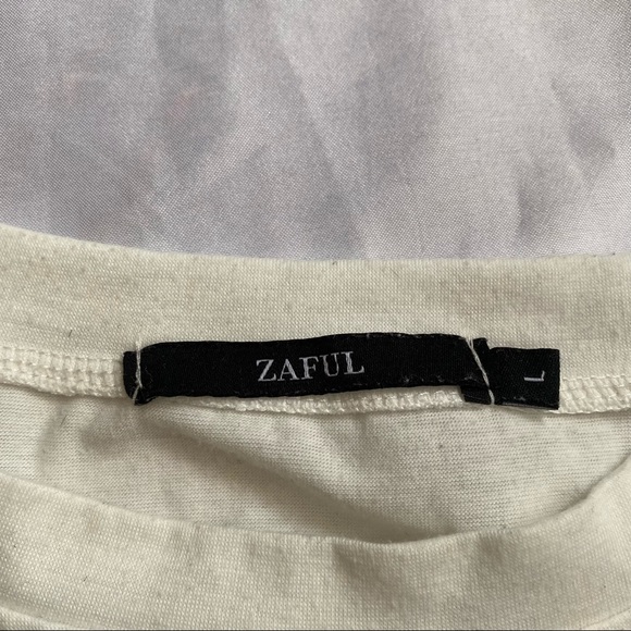 Zaful Large Friends F.R.I.E.N.D.S Graphic T shirt Tee - Picture 6 of 6